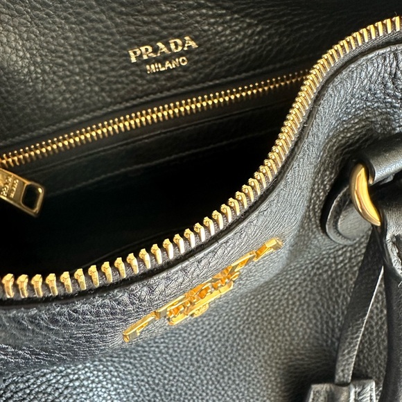 Prada Black Vitello Phenix Leather Hobo Bag 1BC032 - Picture 8 of 16